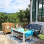 Gîte en Ariège : terrasse extèrieure pour l'apéritif