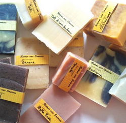 Assortiment savons irréguliers
